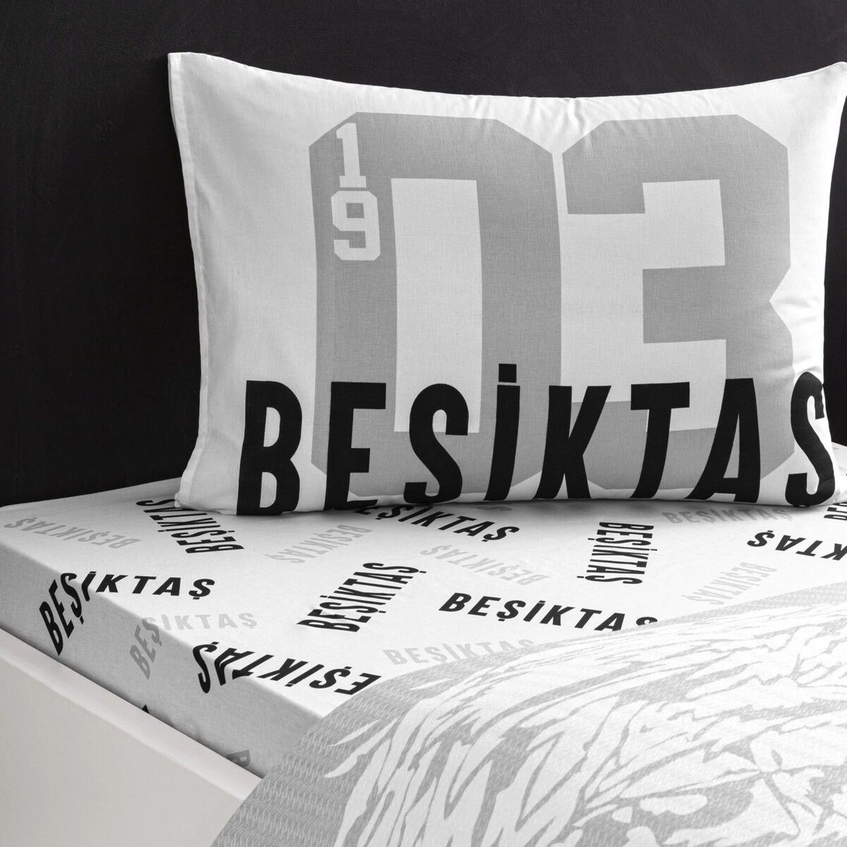 TAÇ BEŞİKTAŞ SOCCER TEK KİŞİLİK PİKE TAKIMI LİSANSLI